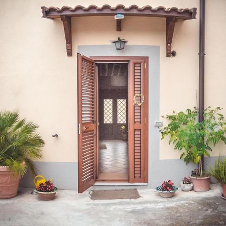 B&B A Casa Di Maybe Касерта Екстериор снимка