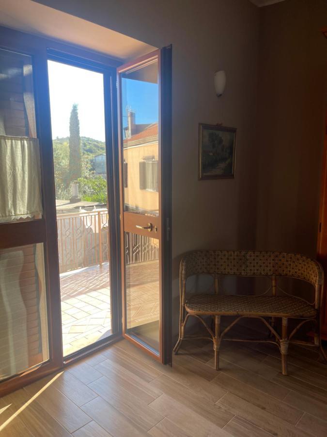 B&B A Casa Di Maybe Касерта Екстериор снимка