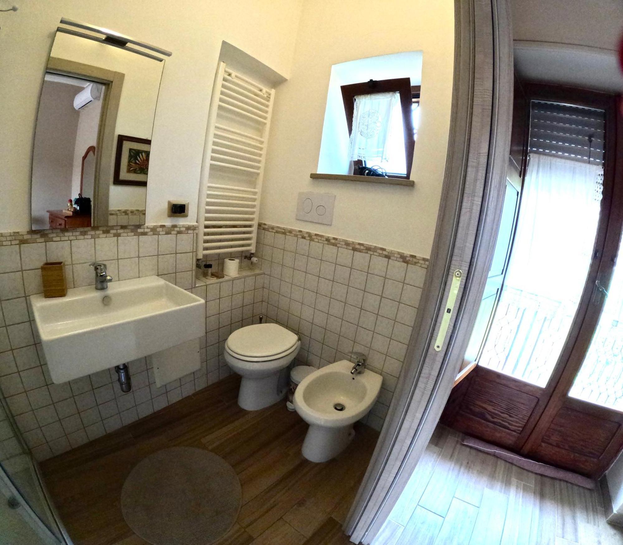 B&B A Casa Di Maybe Касерта Екстериор снимка
