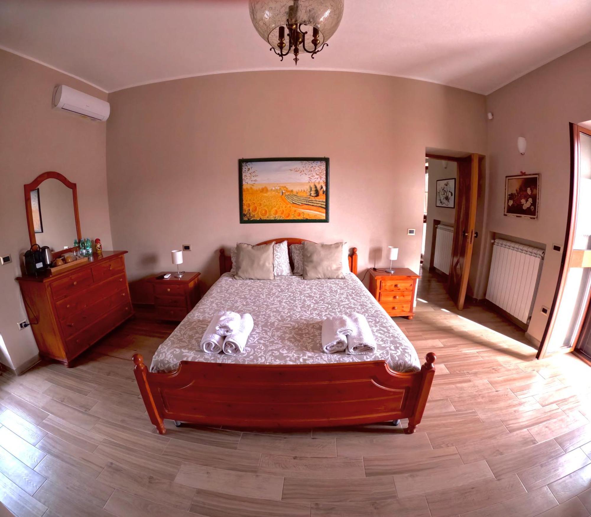 B&B A Casa Di Maybe Касерта Екстериор снимка