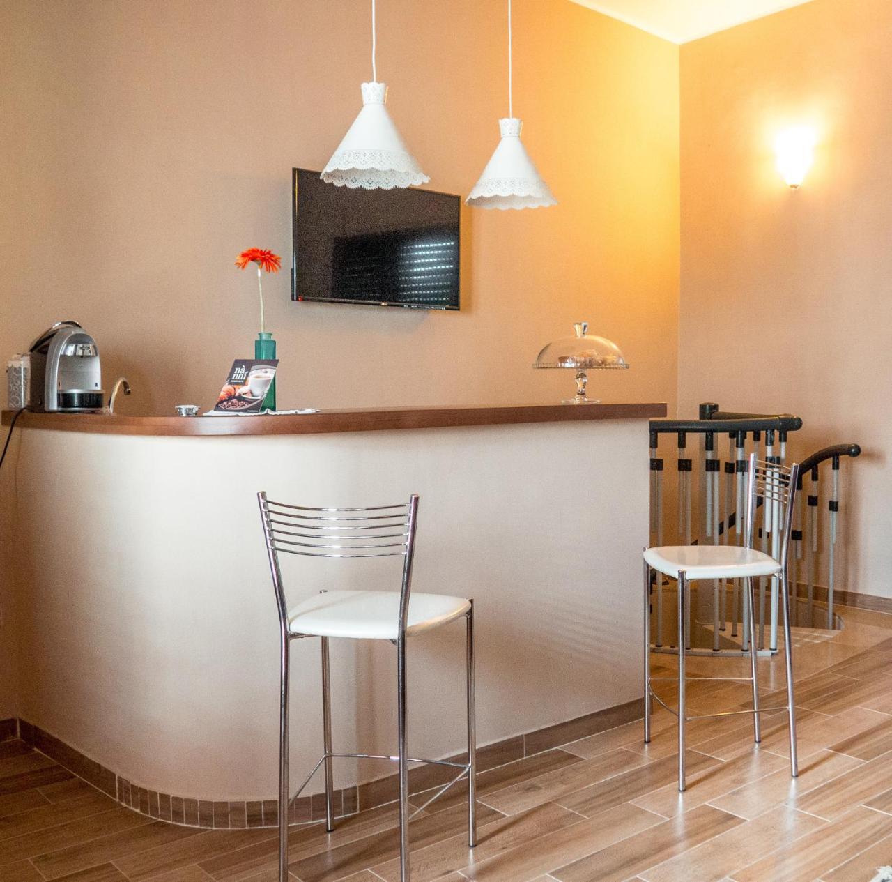 B&B A Casa Di Maybe Касерта Екстериор снимка